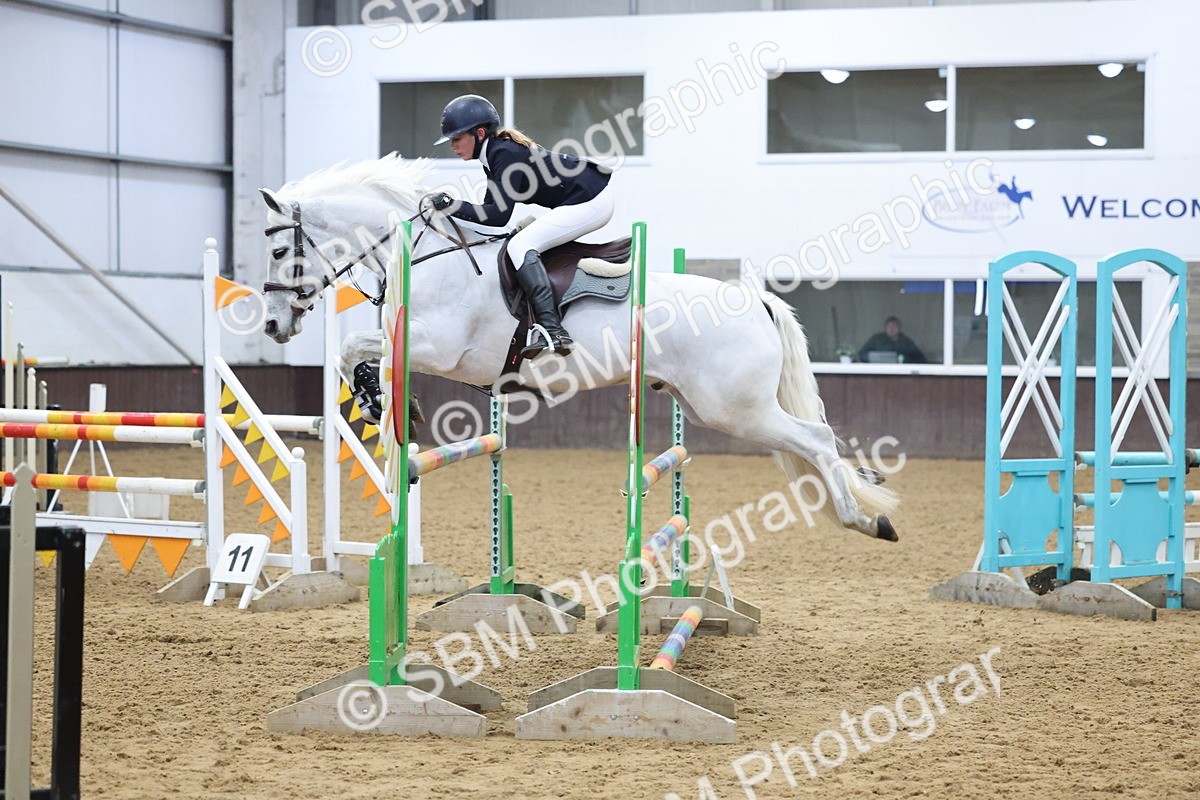 SBM_002145 - Class 4 - Blue Chip Pony Newcomers - 1.00m