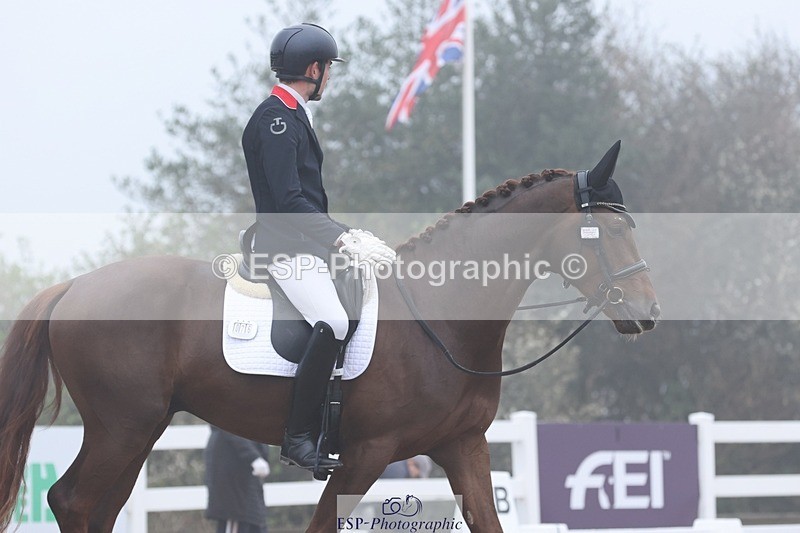 250404-091325-04426 - 076+074-Angus.Corrie-Deane+Amelia.Struel