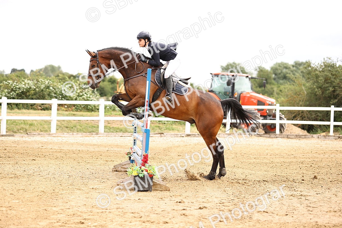 SBM_003061 - Class 21 - Senior Newcomers - 1.10m