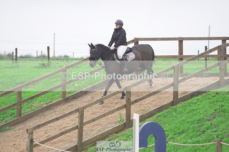 231017A-160820-07796 - Cls 31 Snr 1m Derby