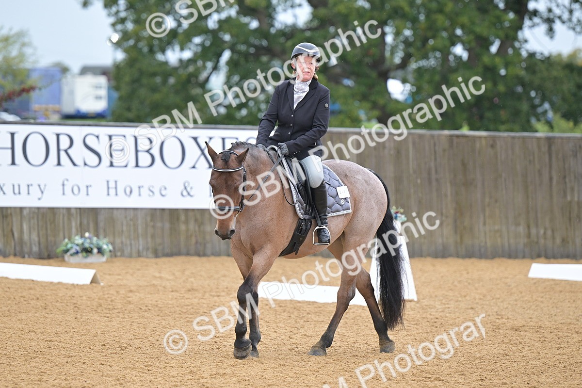 SBM_00531 - D2 - Small Tour Championship Intro 2