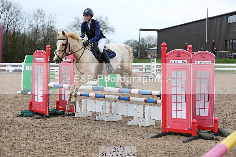 240211A-104642-02221 - Cls 4 Pony Discovery & 90cm Open