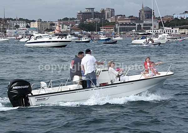 090822 BOSTON WHALER IMG_1143 - RIBs, Tenders, Dories, Dinghies