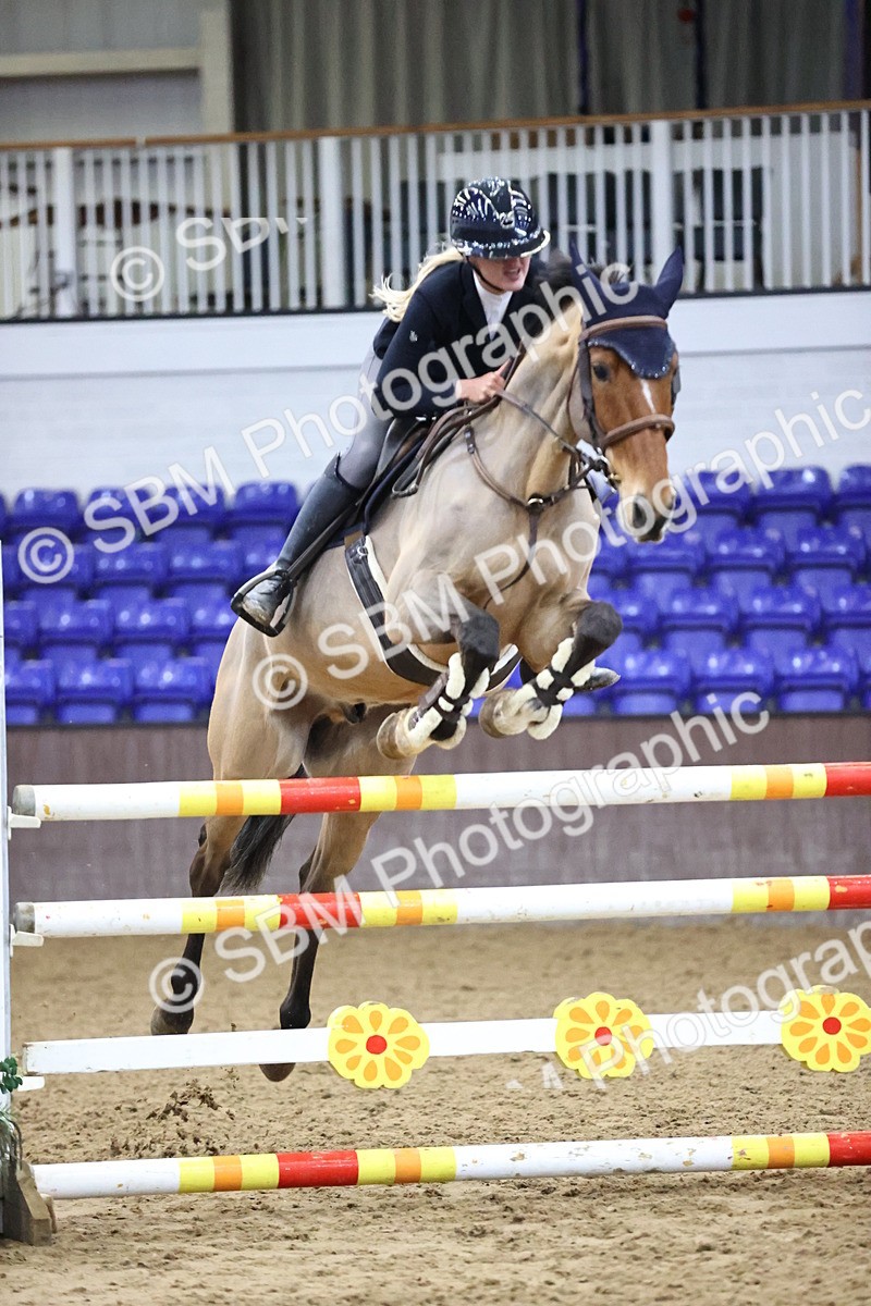 SBM_005527 - Class 17 - Senior Newcomers 1.10m