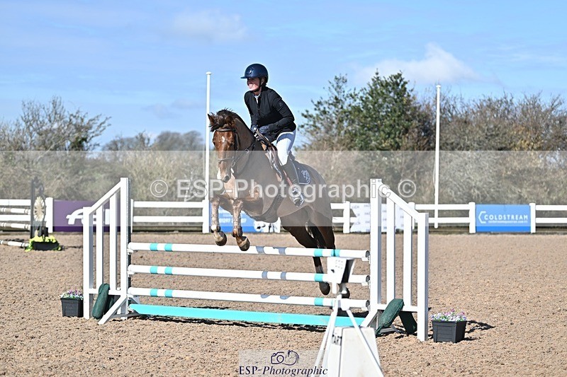 250314-111028-00225 - Cls 2 British Novice and 90cm