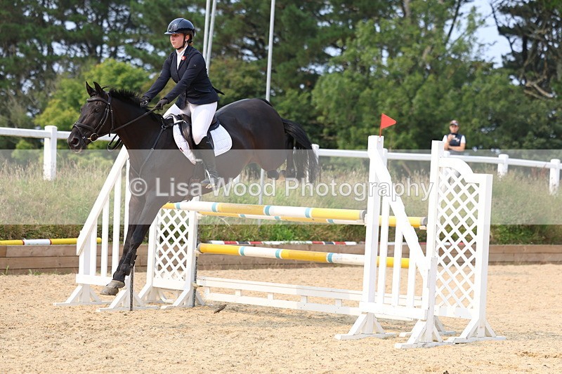 3E7A2662 - Class 9: Senior 1.15m Open