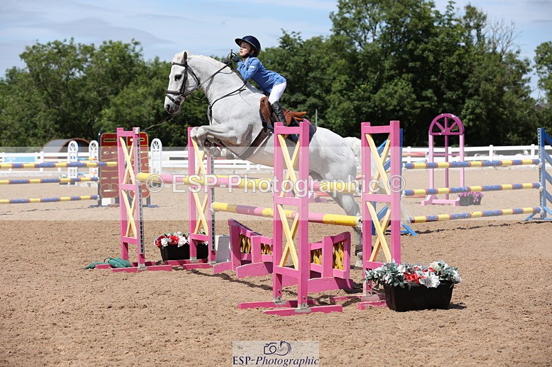 240629A-142707-06854 - Cls 19 Foxhunter and 1.10m Open