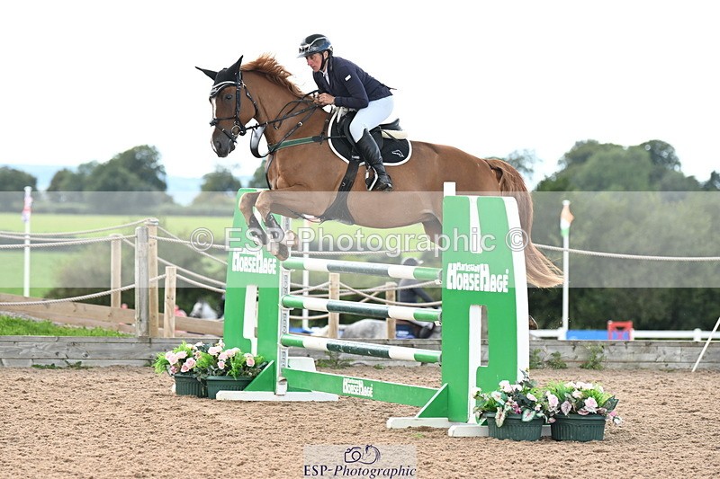 240912A-123907-01517 - Cls 3 Snr Foxhunter