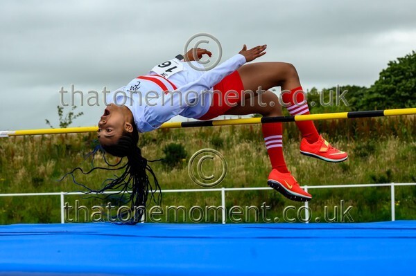 ComMast25-918866 - Field Female Set One