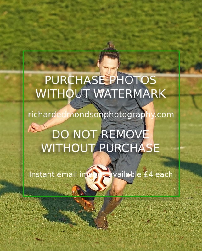 DSC00331 - Kendal County v Hawcoat Park (18/12/21)