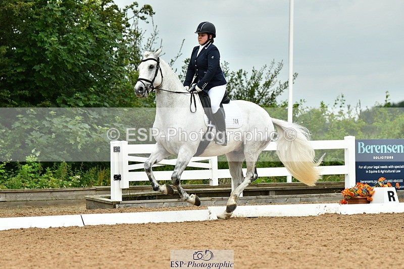 230701A-111806-05197 - Cls 5 Novice 37A