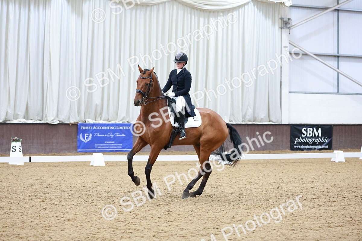 SBM_021064 - Class 13 - FEI INT I - 16.26-17.14