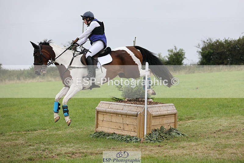 240831A-153806-05141 - 216-Becca.Midwinter-FIVALE.FULL.MONTY