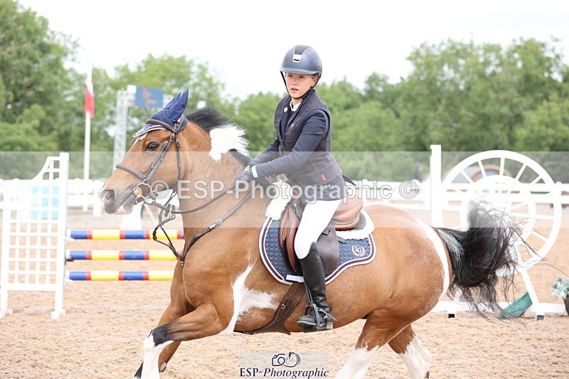 240630A-115135-12787 - Cls 31 Discovery and 90cm Open