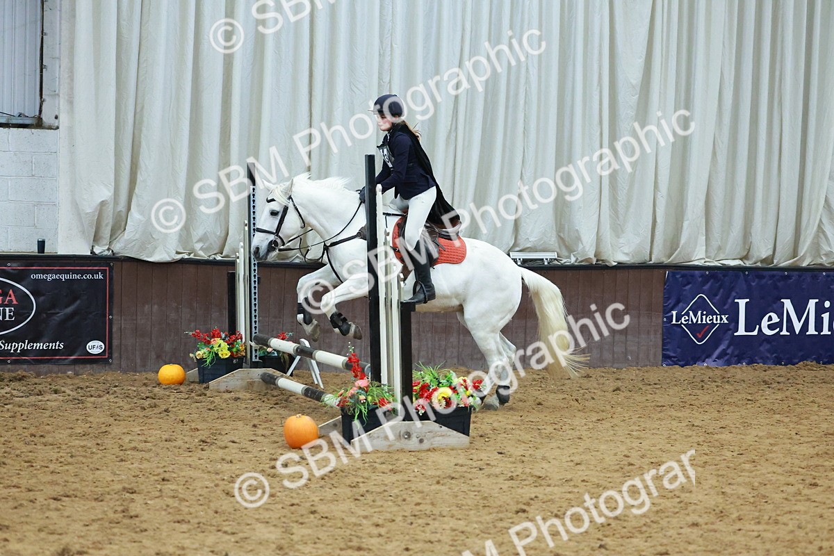 SBM_002864 - Class 4 - Pairs