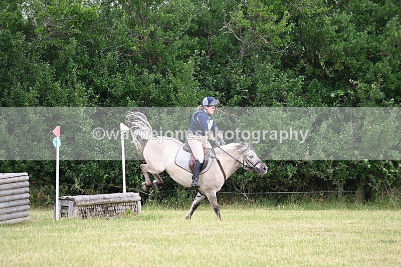 WJ6_6149 - 60cm XC Time 09:58 to 10:16