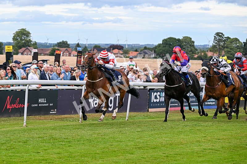 040726-Race 6-Highland Olly-5327 - Race 6 17.10pm Weatherbys Racing Bank Handicap