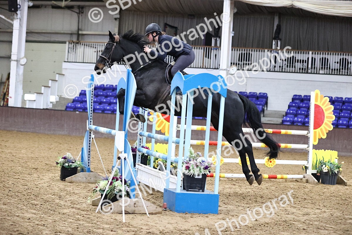 SBM_005733 - Class 17 - Senior Newcomers 1.10m