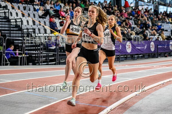 SeniorInd25-917551 - Track Female Set One