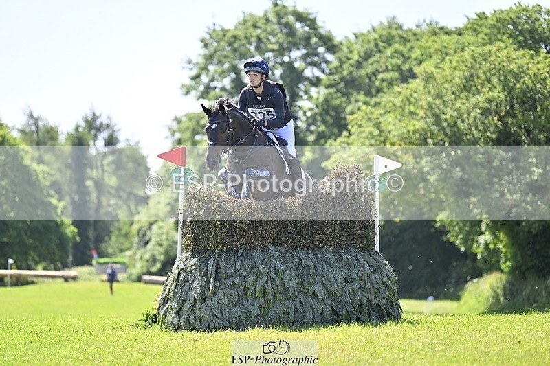 240525-110330-12409 - 325-MIDNIGHT_ENDEAVOUR-Tom_Jackson