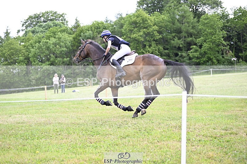 250524A-153150-14037 - C-230-Bella.Stevens-SHANAGORE.LUSTY