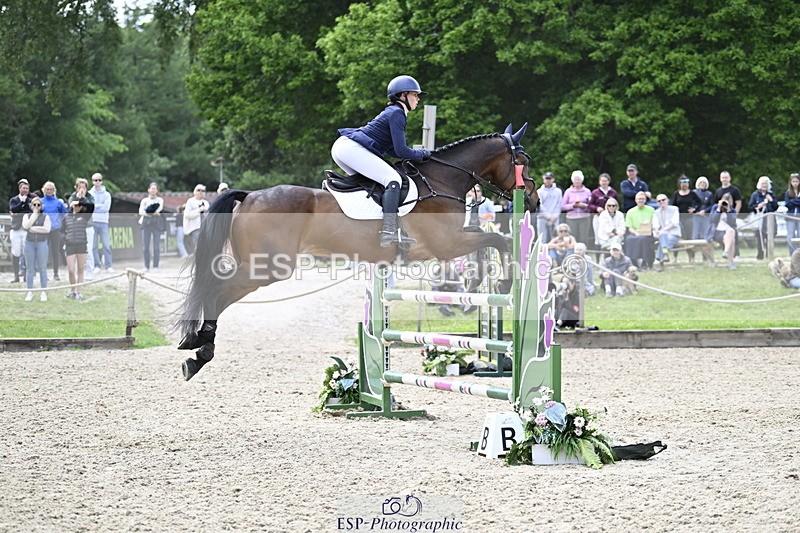 250525A-154325-18344 - C-281-Holly.Morris-NADIR.DE.LEAU