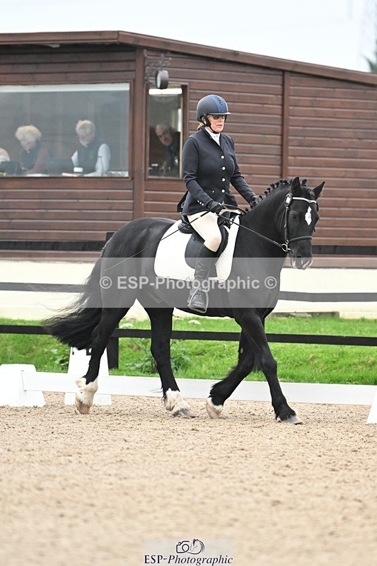 241103-094856-00210 - Intro 3 - 9.40 to 10.40