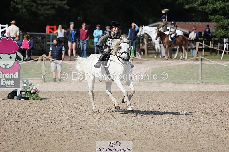 240823X-101203-15406 - 60cm R1 10.00 to 11.30