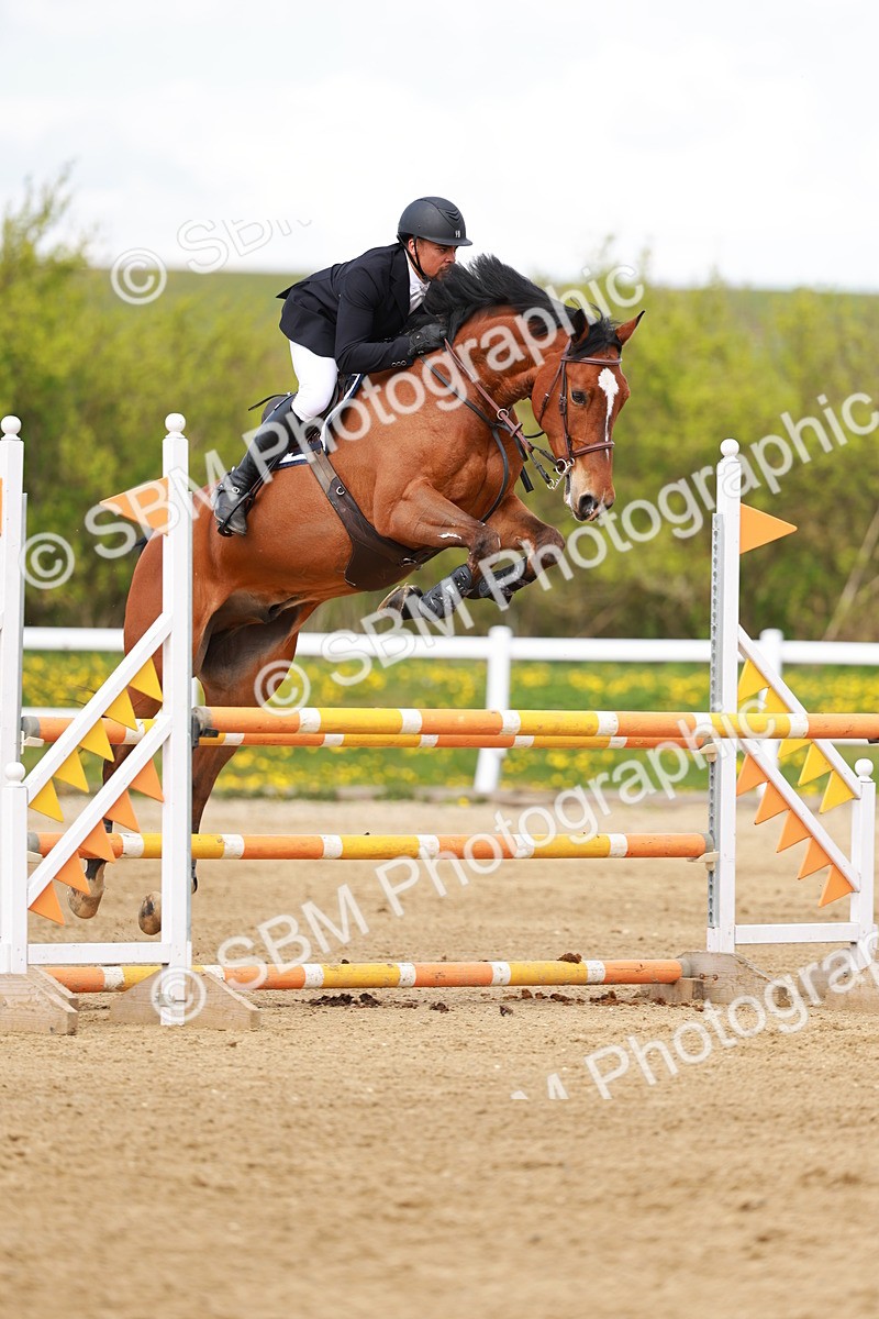 SBM_002218 - Class 4 - Senior Newcomers - 1.10m