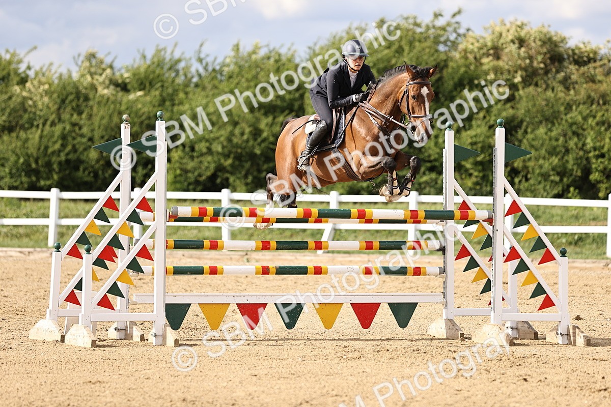 SBM_003848 - Class 13 - Senior Foxhunter - 1.20m