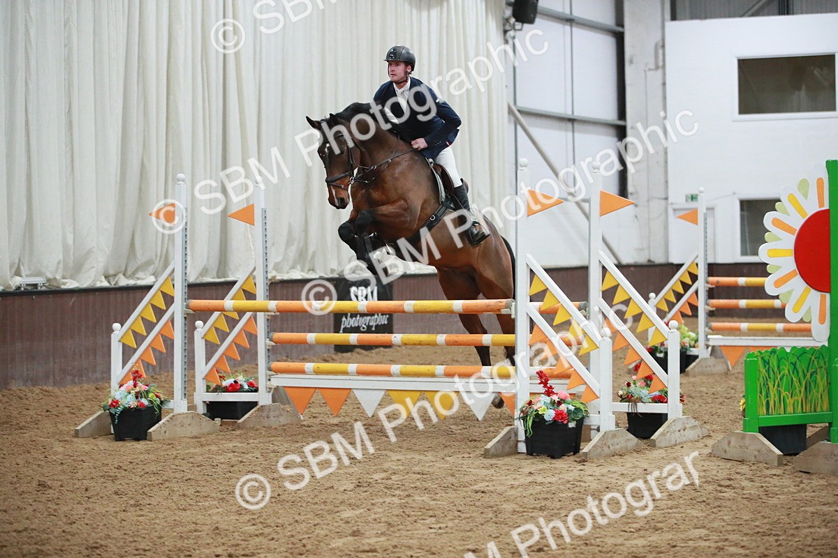SBM_001149 - Class 4 - Senior Newcomers - 1.10m Open