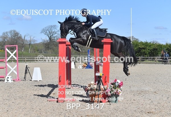 BPP_3147 - CLASS 14  Senior Newcomers/ 1.10m Open