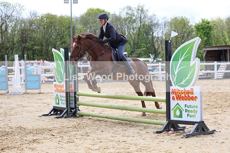 3E7A7104 - Class 7: 70cm Senior