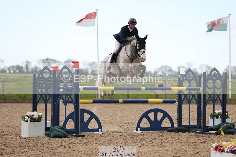 240419A-104242-06175 - Cls 2, 2 Star Small Tour 1.30m