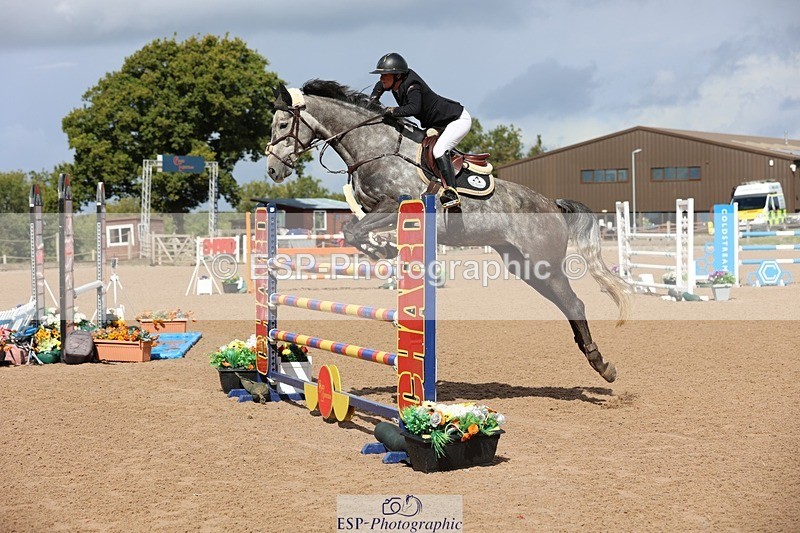 250911-120839-01344 - Cls 3 Snr Foxhunter