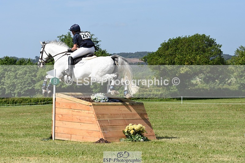 230527-104338-08717 - 261-COOLEY_NOW_OR_NEVER-Georgina_Herrling-XC