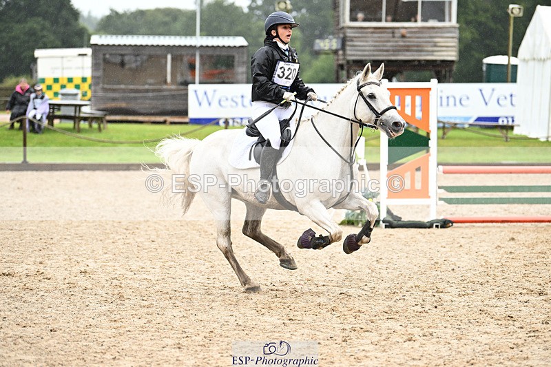 240824X-101057-23550 - 70cm Round 2 9.30 to 10.30