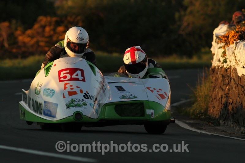 Anthony Eades / Ian Greensmith - Monday Practice - Sidecars