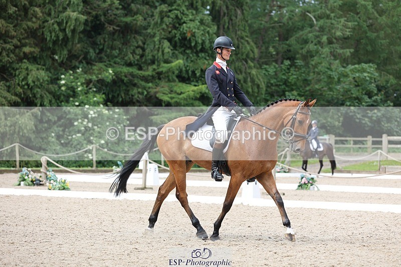 240524-104201-07475 - 264-BLS_ABSOLUTELY-William_Fox-Pitt