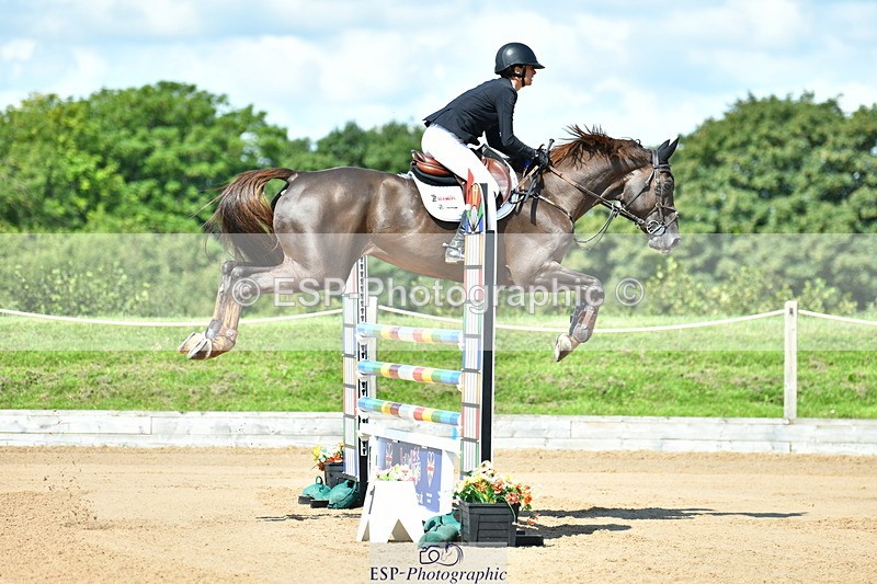 230720A-103920-01922 - Cls 5, 2 Star Medium 1.35m