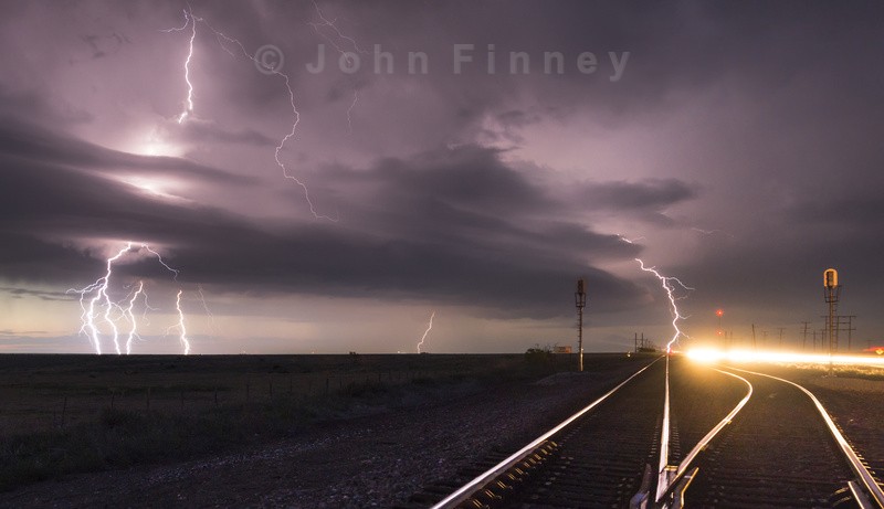 Railroad lightning - Weather photography