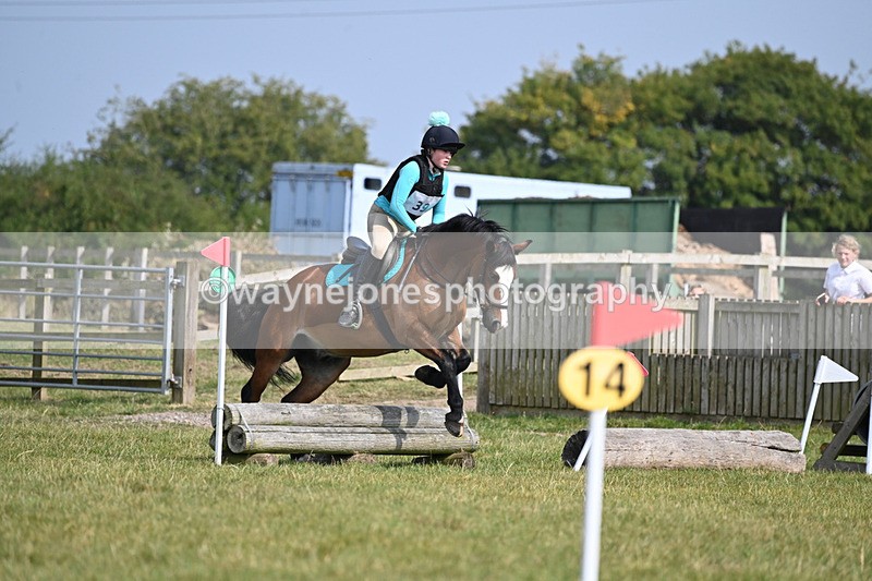 WJ6_2380 - 60cm XC Time 14:21 to 14:47