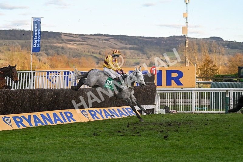 130325-Sine Nomine-WR-2105 - 13th March