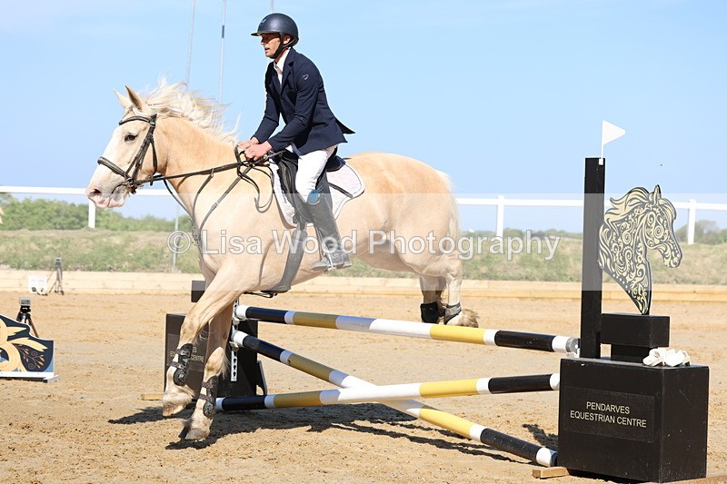 3E7A5109 - Class 3: Senior 80cm