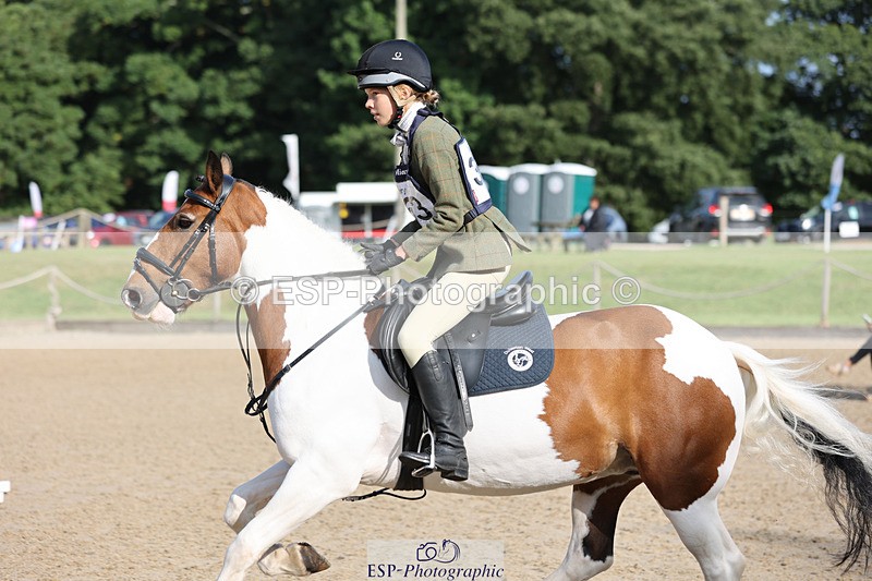 240823X-091423-14461 - 60cm R1 8.30 to 10.00