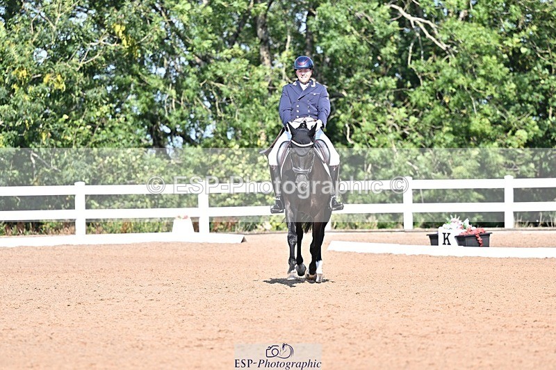 250816-101640-02397 - 046-Martyn.HumphreyIsabeau.May