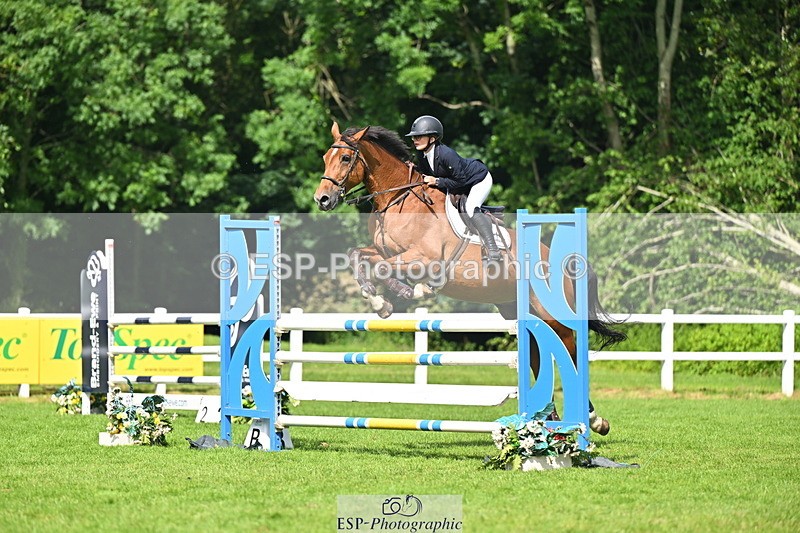 140626A-161710-00186 - Cld 46 Snr 1m 10 Grand Prix