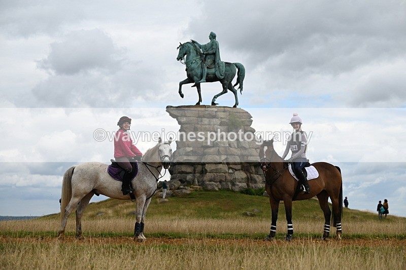 DSC_7223 - Time at Statue 12:45 to 13:15