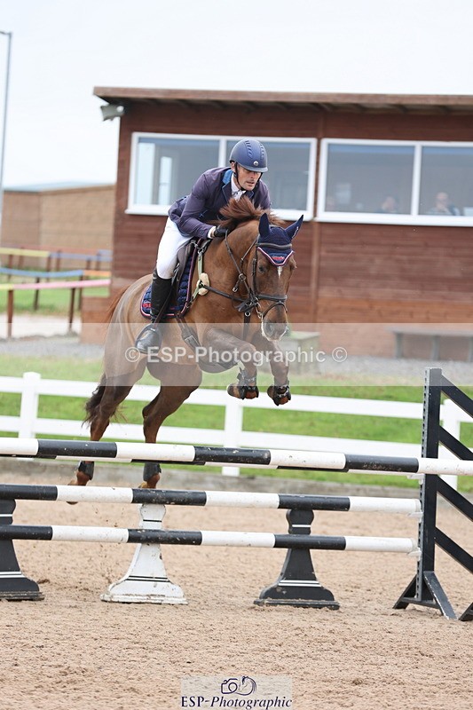 241101A-105518-01234 - FRI Cls 4 Snr 1.05m