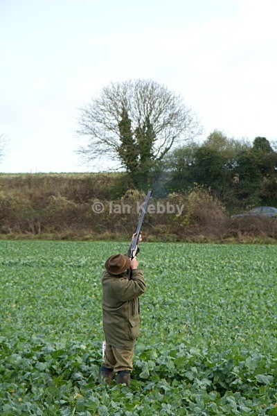 CGs-85 - Chicks Shoot 2011